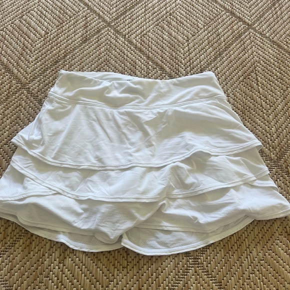 Athleta Girl Swing Skorts (set of 2) - Picture 2 of 3